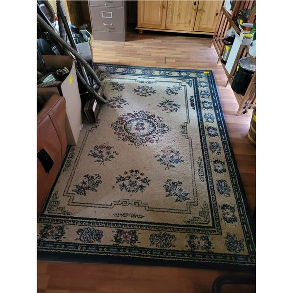 CARPET APPROX. 63"X88"