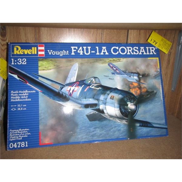 REVEL VOUGHT F4U-1A CORSAIR MODEL PLANE