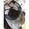 Image 3 : HUNTING BAG W/CONTENTS & 2 HATS