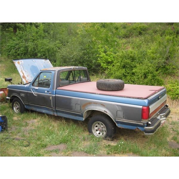 1988 FORD F150 PICKUP VIN 2FTEF14H3JCA60312, 208,448 KMs ON PROPANE W/WESTERN 8'6" PLOW, TRUCK INOPE