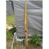 Image 1 : EXTENSION POLE, SHOVEL & 2 WOODEN HANDLES