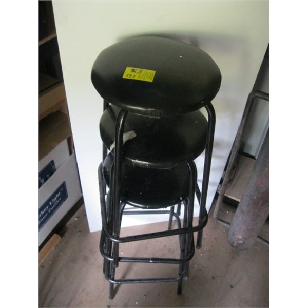 3 BLACK METAL STOOLS