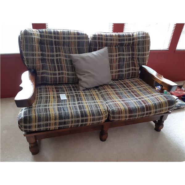 Country Cabin Love Seat Cat C