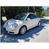 Image 2 : REPO 2008 Volkswagen Beetle convertible Auto, fully loaded with leather 182,300kms 5