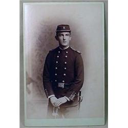 CIVIL OR INDIAN WAR CABINET CARD PHOTO OF SOLDIER 