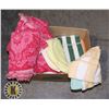 Image 1 : ESTATE BOX FULL OF ASSORTED TOWELS