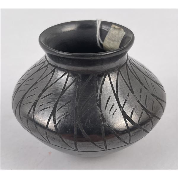 Mata Ortiz Pottery Pot Vase