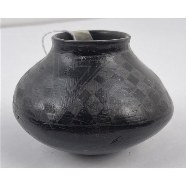 Mata Ortiz Pottery Pot Vase