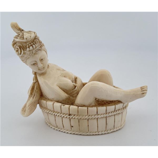 Antique Carved Japanese Netsuke Bathing Woman