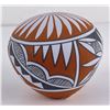 Image 2 : Jemez Pueblo Indian Pottery Pot Mary Small