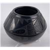 Image 2 : San Ildefonso Pueblo Indian Pottery Pot