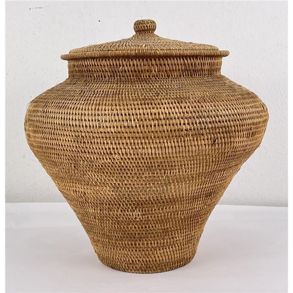 Lidded Basket