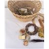 Image 8 : Collection of Native American Basket Supplies