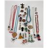 Image 7 : Beaded Native American Indian Items