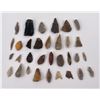 Image 4 : Collection of Ancient Indian Arrowhead Points #3