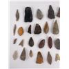 Image 5 : Collection of Ancient Indian Arrowhead Points #3