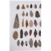 Image 2 : Collection of Ancient Indian Arrowhead Points #4