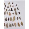 Image 6 : Collection of Ancient Indian Arrowhead Points #5