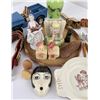 Image 3 : Group of Assorted Collectables
