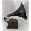 Image 10 : Victor Model IV Phonograph Record Player