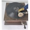 Image 7 : Standard Talking Machine Phonograph Style X