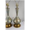 Image 3 : Pair of Mid Century Glass Lamps