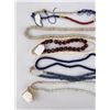 Image 5 : Collection of Indian Trade Beads
