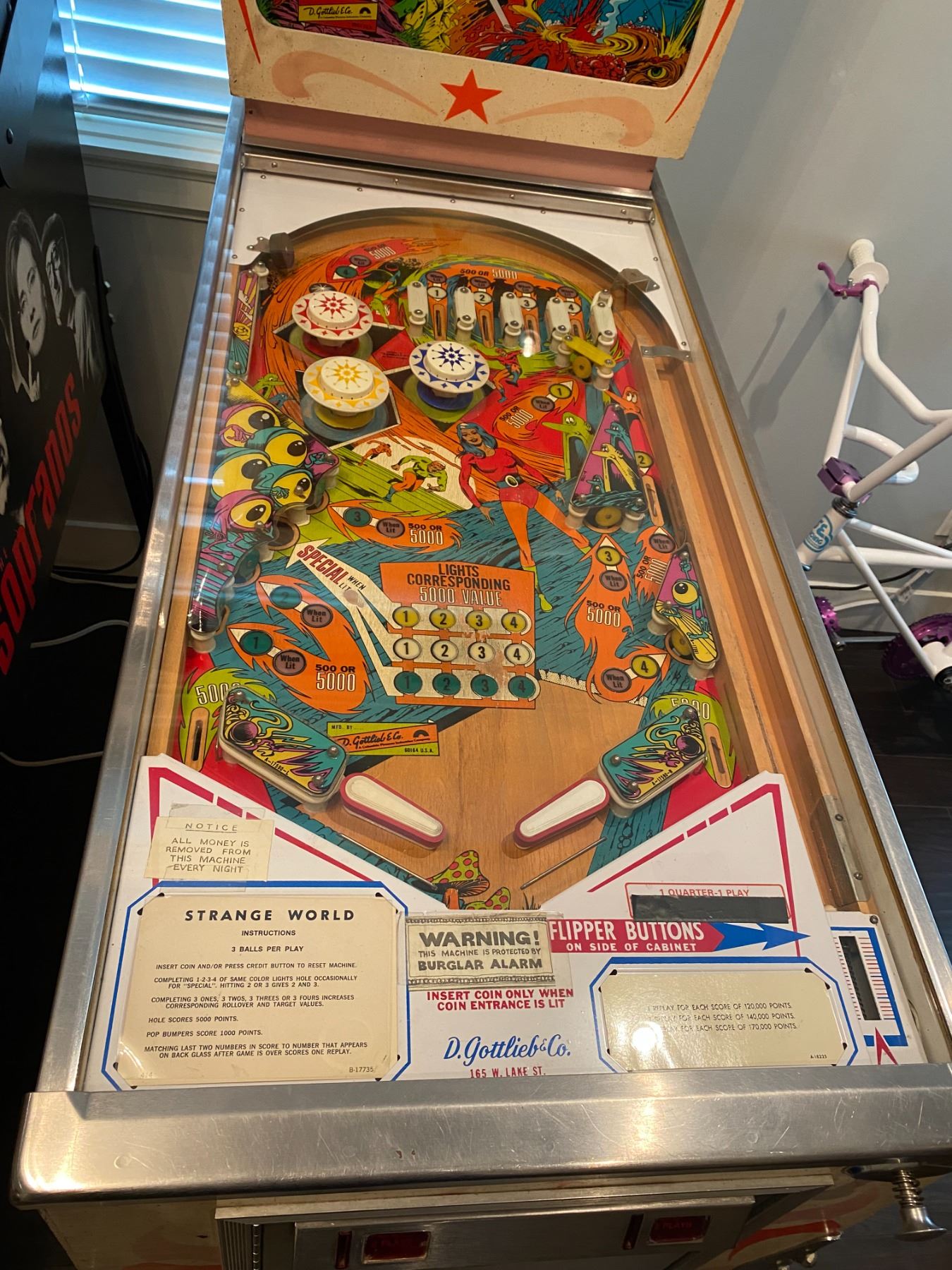 Strange World Pinball Machine Gottlieb 1978 675 Produced OFFSITE strange-world-pinball-machine-gottlieb-1978-675-produced-offsite
