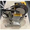 Image 2 : DeWalt DW705 12" Compund Miter Saw