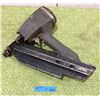 Image 1 : Bostitch Nailer