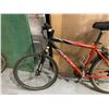 Image 2 : Giant Boulder SE Mountain Bike