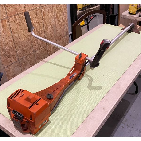 Husqvarna 245R Bush Cutter (Running)