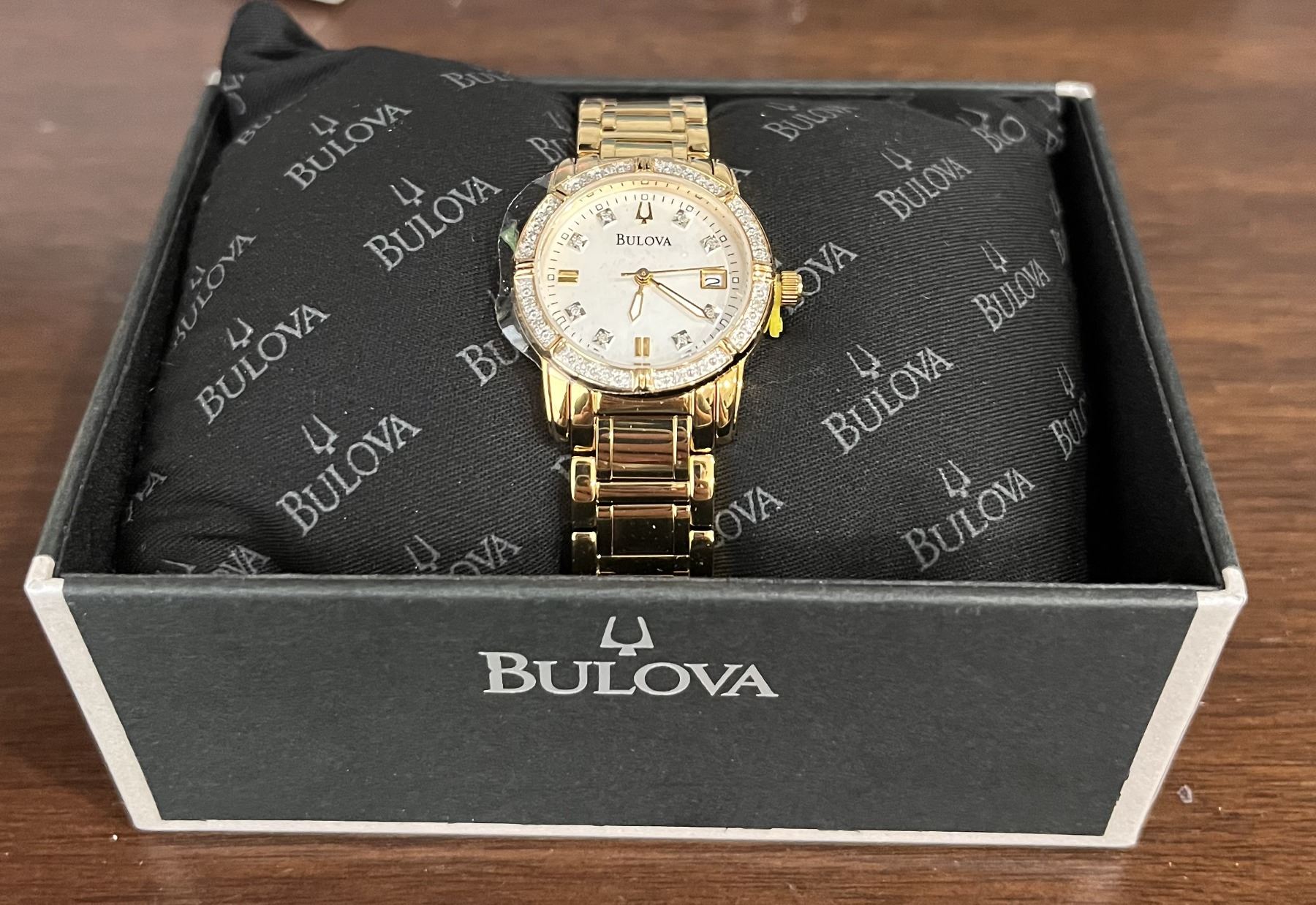 Women's Bulova Watch B3 Stainless Steel Water Resistant