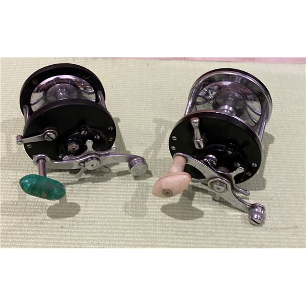 Lot of 2 Fishing Reels (Penn Ocean City No.113 and Penn No.285 Delmar)
