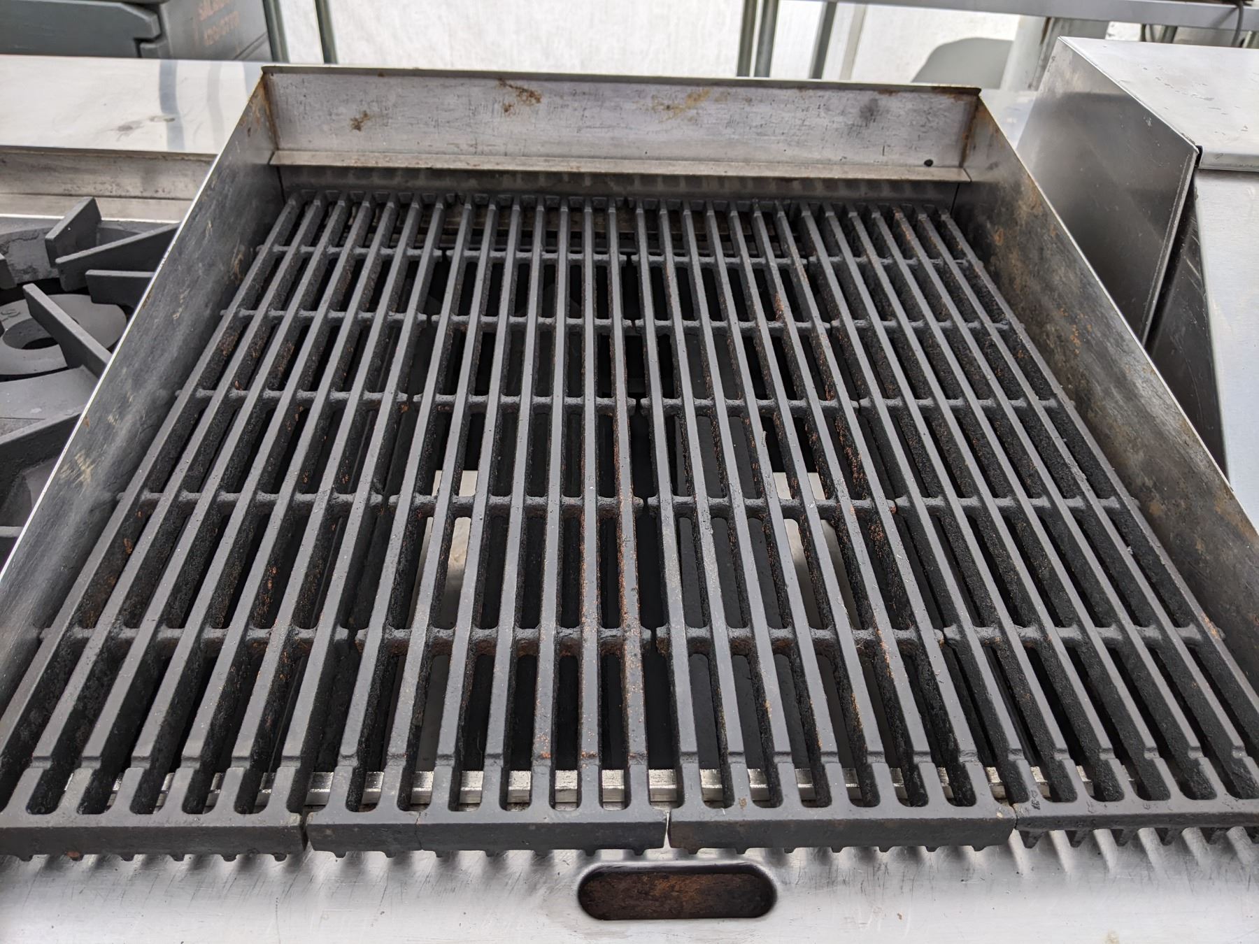 Star - Ultra Max Countertop Char broiler - Tested & working condition
