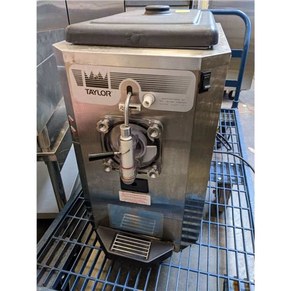 Taylor soft serve ice cream dispenser machine w/ 1 head. Made in USA