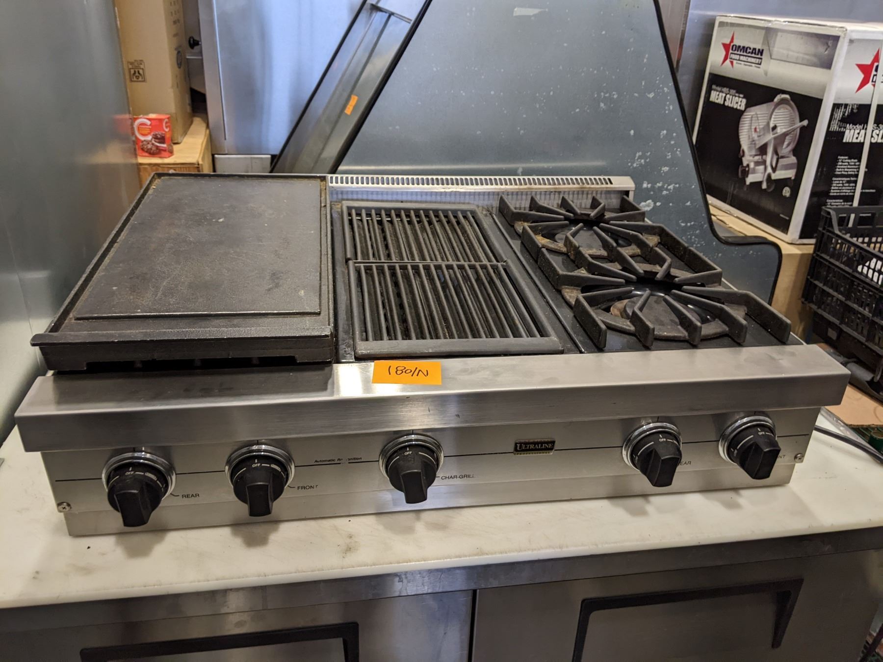 Ultraline Countertop 4 burner range w/Charbroiler