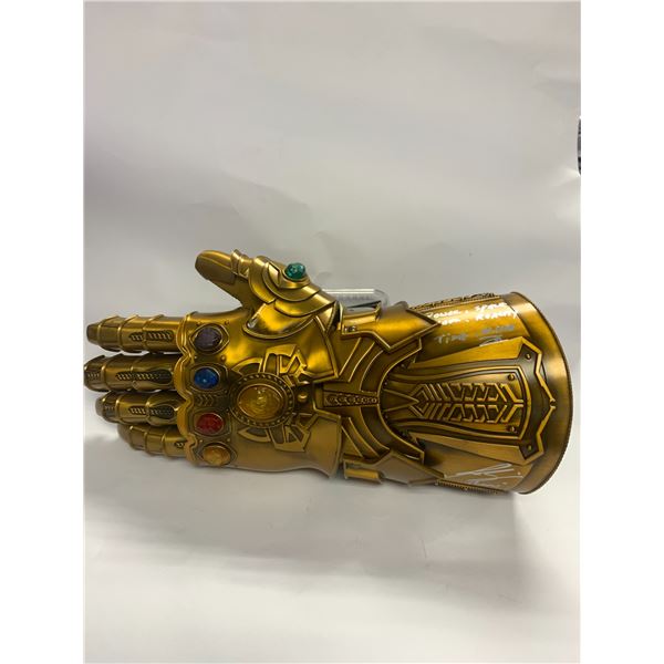 Autograph Josh Brolin Thanos Infinity Gauntlet Metal Gloves Avengers
