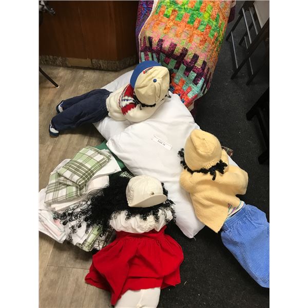 Quilted Blanket by Liz Curtis, 3 Rag-dolls, Assorted Pillows and Sheets