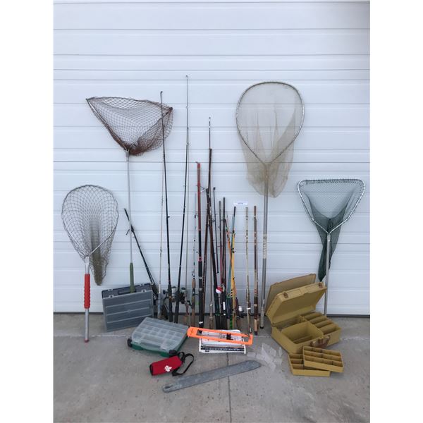 Tackle Box Netting 4 Fishing Nets, 3 Tackle Boxes, Adjustment Scale, South Bend Tip Up ...