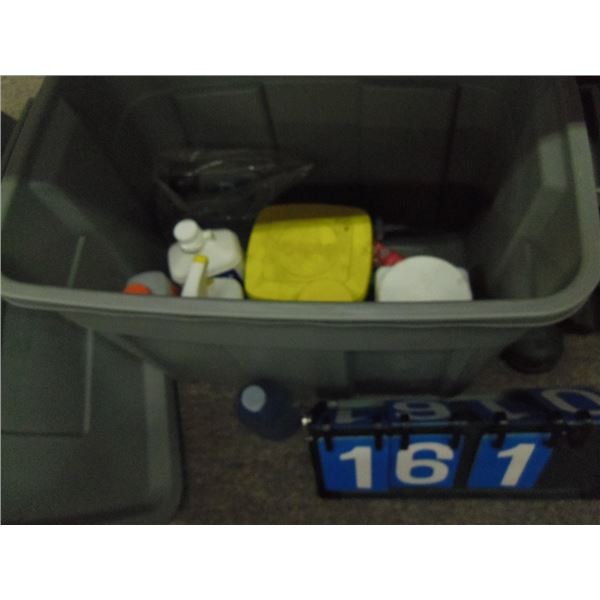 Misc Yard care in Storage Container With Lid
