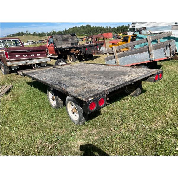 10 ft Deck Trailer with Spare Tire and Tandem Anxle