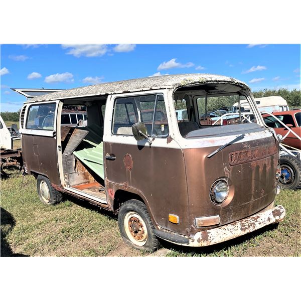 1970s VW Van, no motor