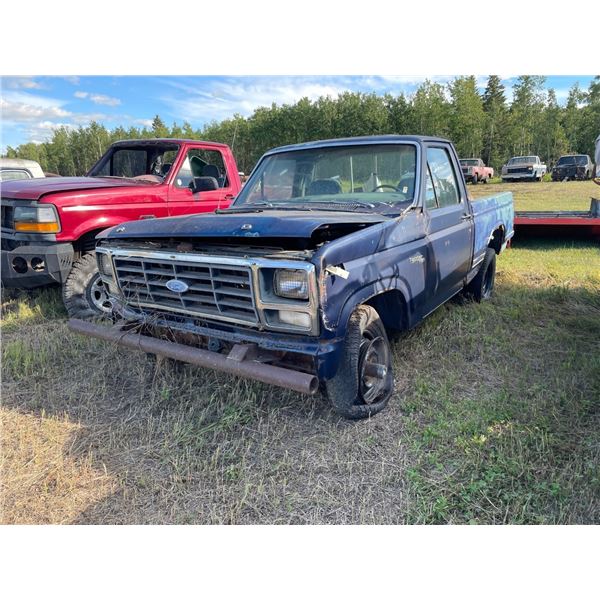 1984 Ford 1/2 ton, short box, 4 x 4 , 351 motor, automatic