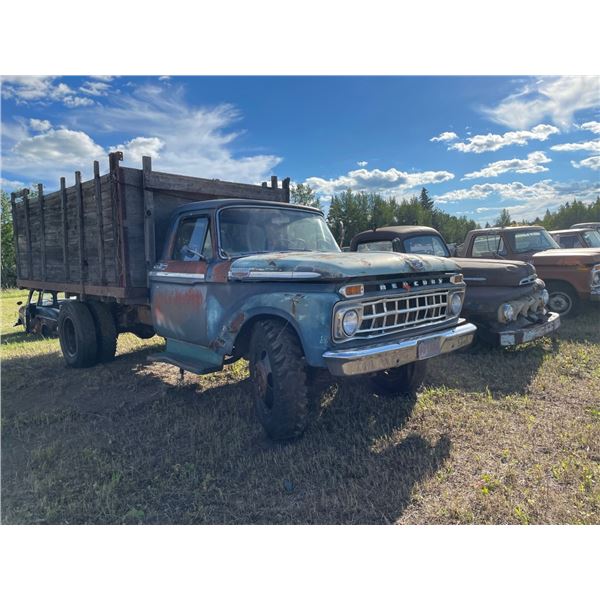 1965 Mercury, Custom Cab, v8, 4 speed