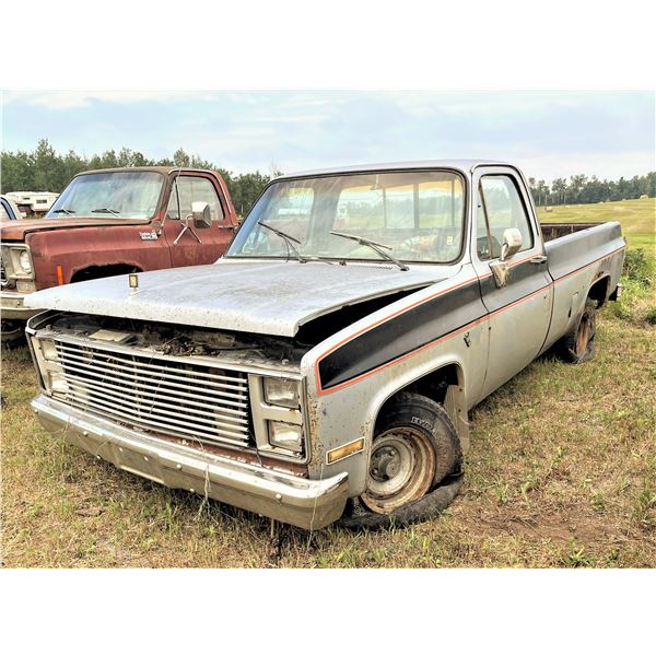 1986 GMC 1500 2 wheel drive, 305 automatic