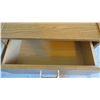 Image 3 : 2-drawer night stand 21W 16D 20T