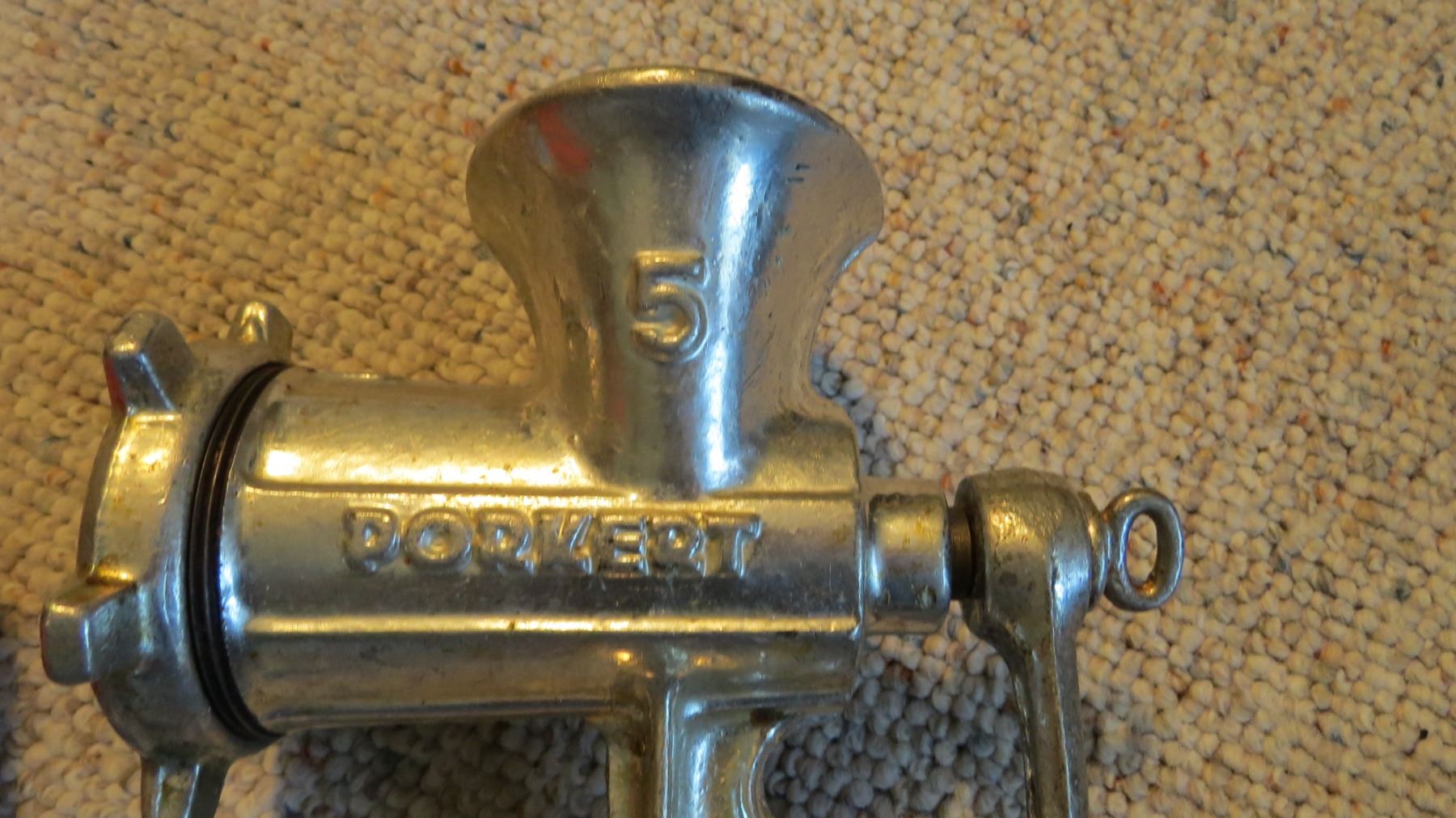 Porkert meat grinder, cheese/spice grinder + hand crank meat slicer