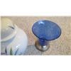 Image 4 : (2) Silver based blue vases, small vase