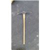 Image 1 : Heavy Pick-axe